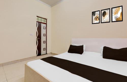 Biswan Hotel | HOTEL O S.R GRAND INN