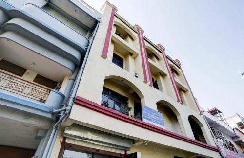 Bhopal Hotel | Hotel O SK Residency