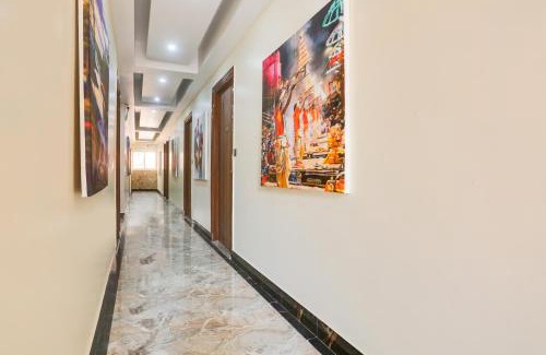 Mayur Vihar Hotel | Hotel O THE MAJESTIC INN