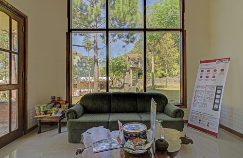 Mojokerto House | Hotel O Villa Inn App Trawas Bintaro Syariah