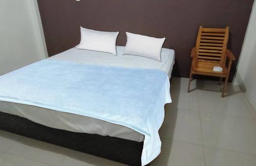 Makassar Hotel | Hotel O Wisma Deli Syariah Near RSUD Nene Mallomo Sidenreng Rappang