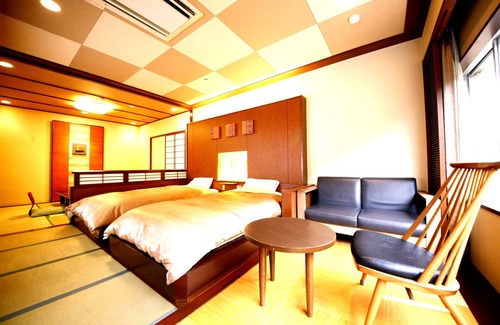 Hakone Hot Springs House | Hotel Okuyumoto