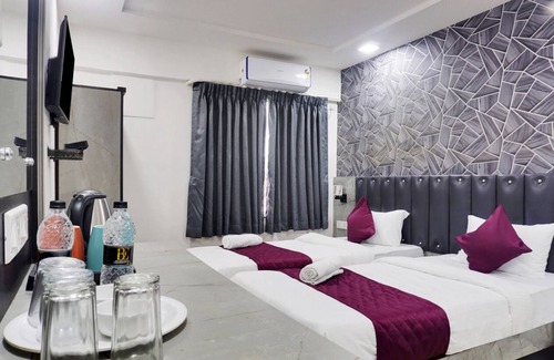 Pune Hotel | Hotel Orchard Park