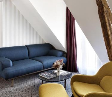 Quartier de la Porte-Saint-Denis Hotel | Hotel Paradis