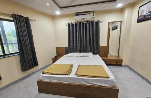 Gandhidham Hotel | HOTEL PARADISE INN