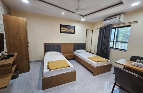 Gandhidham Hotel | HOTEL PARADISE INN