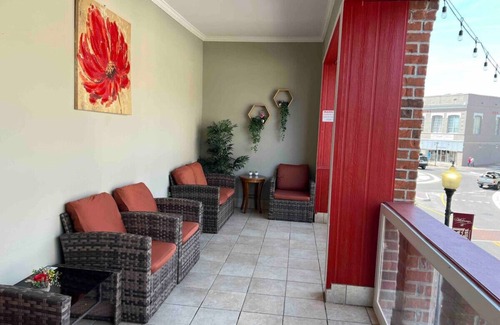 Laurel House | Hotel Pinehurst- Arabian Suite 104