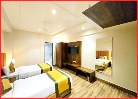 Varanasi Hotel | HOTEL - R!B INN - Fully Air Conditioned Room With Parking & Lift Facilities - # Free Wi- Fi & Restaurant - Best Hotel in Varanasi