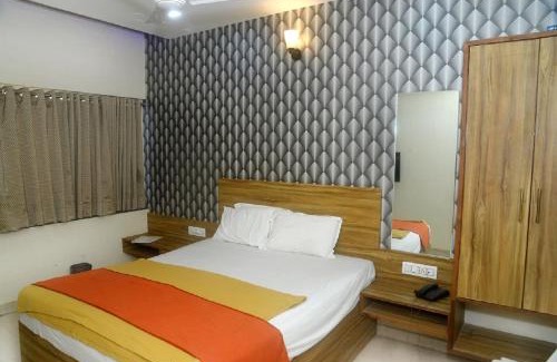Central Pune Hotel | Hotel Radhika Pune