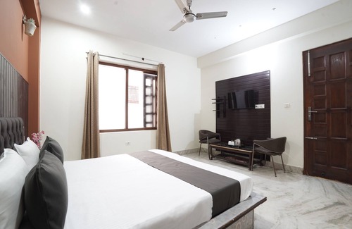 Gurugram House | Hotel Raj Mahal