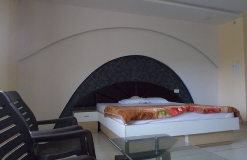Gadarwara Hotel | Hotel Rajvansh