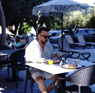 Ksamil Hotel | Hotel Resol 2