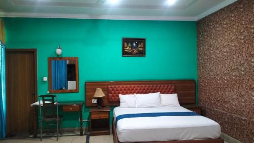 Lahore House | Hotel Rest INN