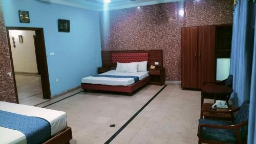 Lahore House | Hotel Rest INN