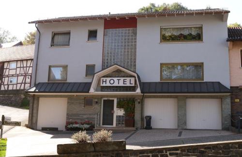 Ulrichstein Hotel | Hotel Ristorante Ätna