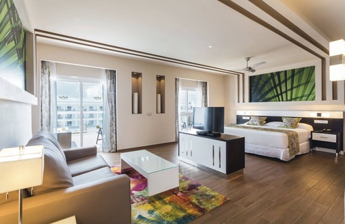 Bavaro Resort | Hotel Riu Republica - Adults only - All Inclusive