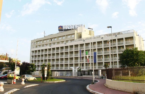 Torre Angela Hotel | Hotel Roma Tor Vergata