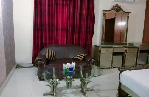 Lahore Hotel | Hotel Royal Seven