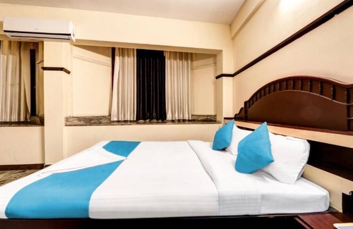 East Nada Hotel | HOTEL RVEES REGENCY