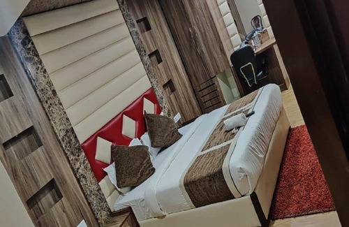 Kanpur Hotel | Hotel Sanjay Galaxy, Kanpur