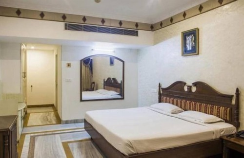 Panchkula Urban Estate Hotel | Hotel Shiraaz 1