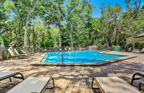 American Beach Apartment | Hotel Side Condo at Amelia Island Plantation with Balcony, WiFi & Shared Pool