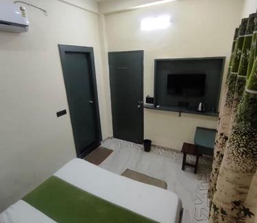 Basai House | Hotel Silver Corridor