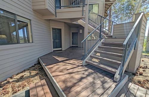 Century West House | Hotel-Style, King Bed, Ground Floor Condo-331B