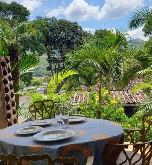 Copan Ruinas Bed & Breakfast | Hotel suites Las Abuelas