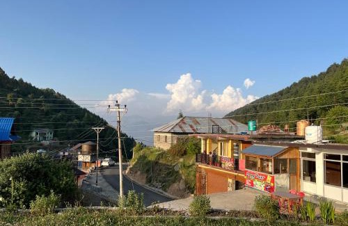 Dalhousie House | Hotel Sunset Lagoon Dalhousie Talai Chamba
