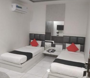 Ayodhya Hotel | Hotel The Grand Elite Ramayan - Near Ram Mandir