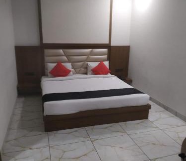 Ayodhya Hotel | Hotel The Grand Elite Ramayan - Near Ram Mandir