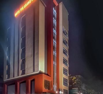 Surat Hotel | Hotel The Grand Murli