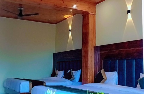 Mussoorie Hotel | HOTEL THE PINE VILLA MUSSOORIE