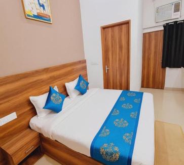 Vrindavan Hotel | Hotel The Vrindavan Rooms BY SILVER-KEY