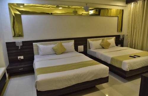 Thane West Hotel | Hotel Time Square