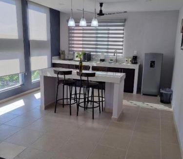 Downtown Cancun Hotel | HOTEL TORRE METRóPOLI