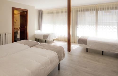 Avinguda de Carlemany Hotel | Hotel Tudel