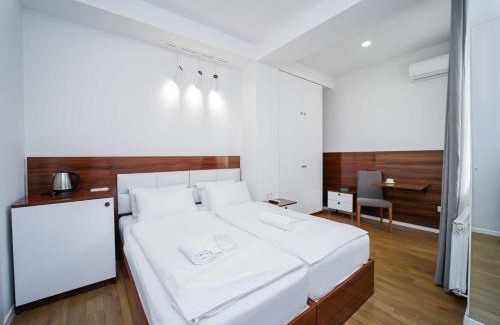 Vera Apartment | Hotel type room with mini kitchen and balcony on Melikishvili, city center