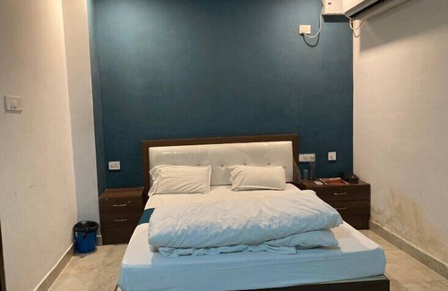 Allahabad Hotel | Hotel Usha Continental