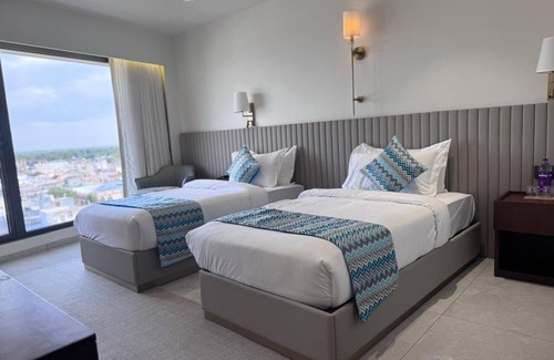 Sanand Hotel | Hotel Veritas Grand