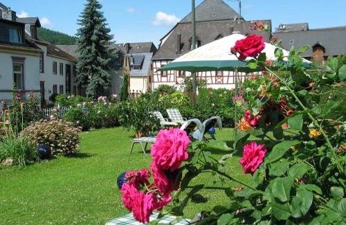Zeltingen-Rachtig Hotel | Hotel Winzerverein