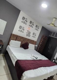 Indore House | Hotel Worldwild Stays