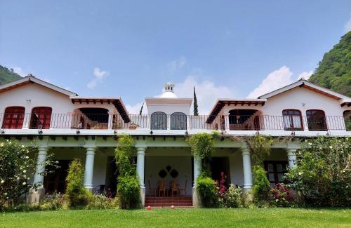 Santa Ana Hotel | Hotel y Jardines Casa Búho