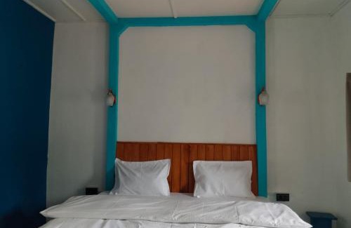 Bhimtal Hotel | Hotel YAN Residency Naukuchiatal Bhimtal