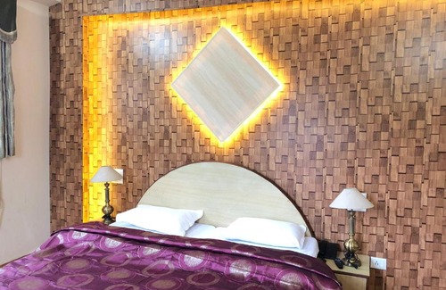 Kangra Hotel | HOTEL YATRIKA