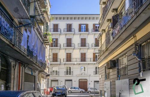 Naples City Centre Apartment | Hotiday Room Collection - Napoli Sant'Arcangelo