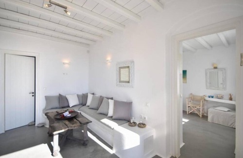 Houlakia Villa | Houlakia Apartment - Shared Pool