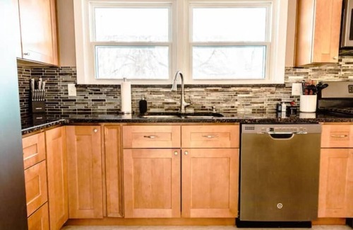 Englewood House | Hound Haven! Cozy Denver Getaway next to Dog Park!
