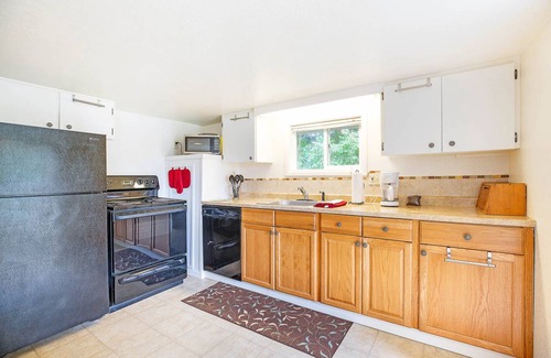Westport House | House ∙ 2 bedrooms ∙ 6 guests